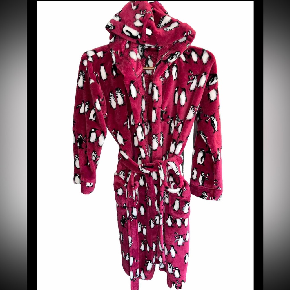 Vera Bradley Thick Fleece Long ROBE tie Belt Red Hooded Robe Penguins Burgundy M